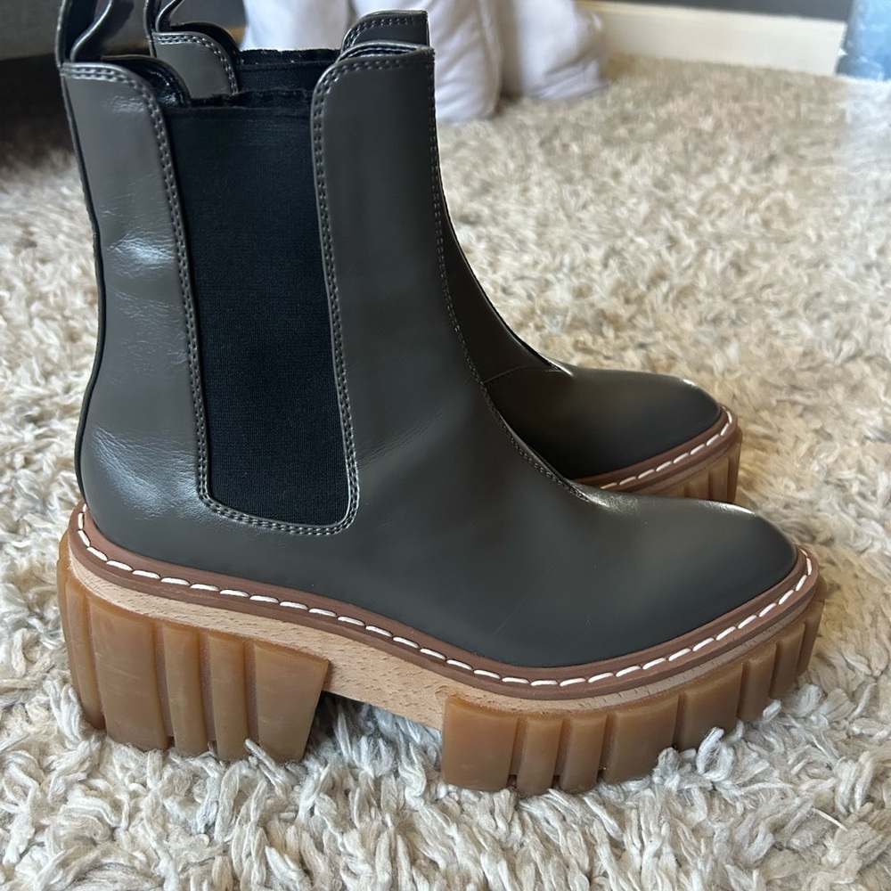 Stella McCartney Emille Vegan Chelsea Chunky Platform Boots in Smoke